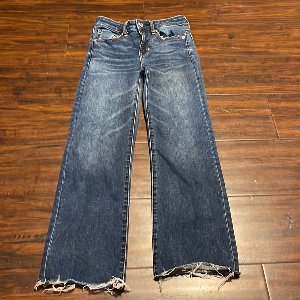 American eagle size 00 short never worn hi rise crop flare next level stretch